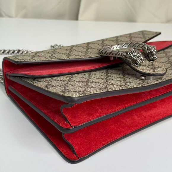 Gucci GG Logo Supreme Medium Dionysus Shoulder Bag with Red Interior - Picture 6 of 8